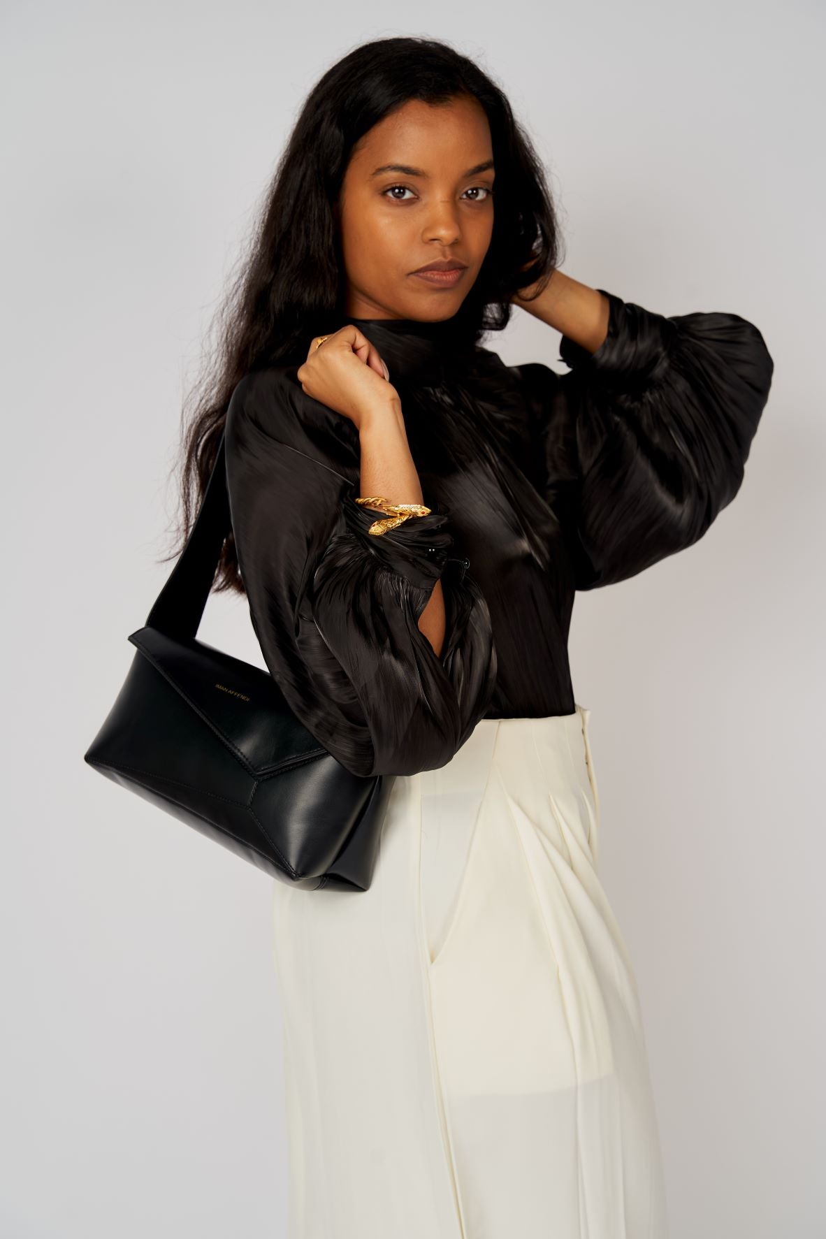 Aidah Shoulder Bag - Black