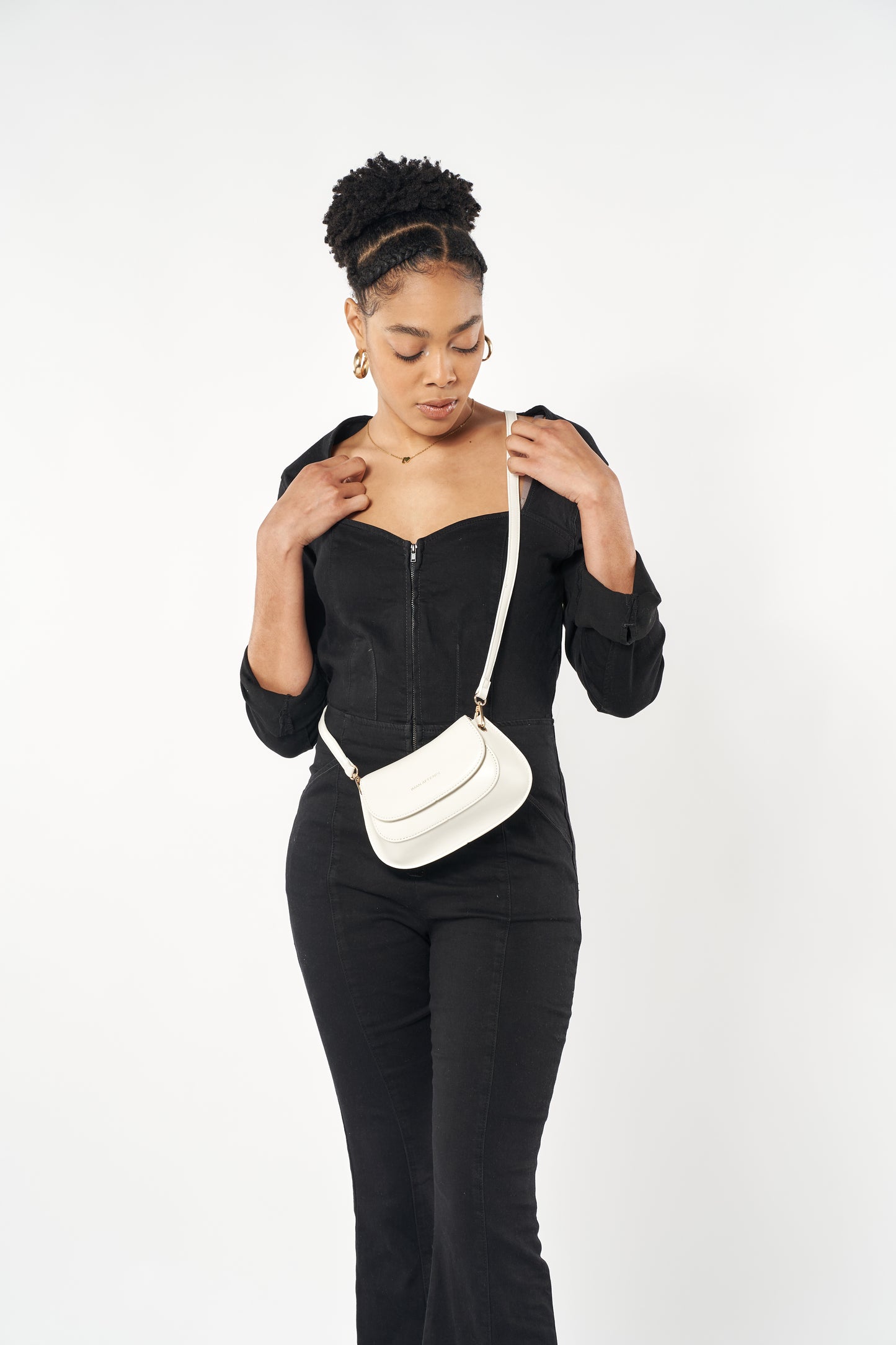 Liya Messenger Bag - White