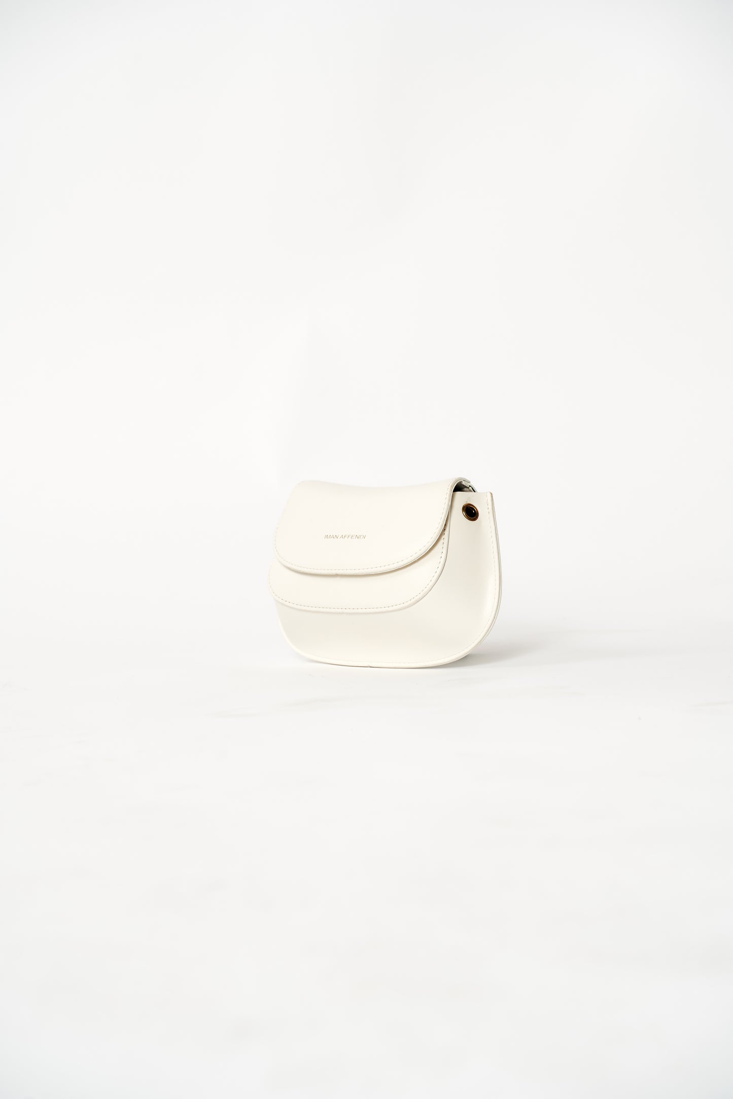 Liya Messenger Bag - White